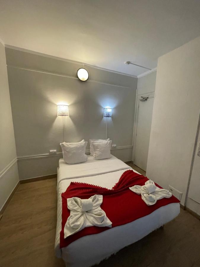 Hotel Central Сен Дени Екстериор снимка